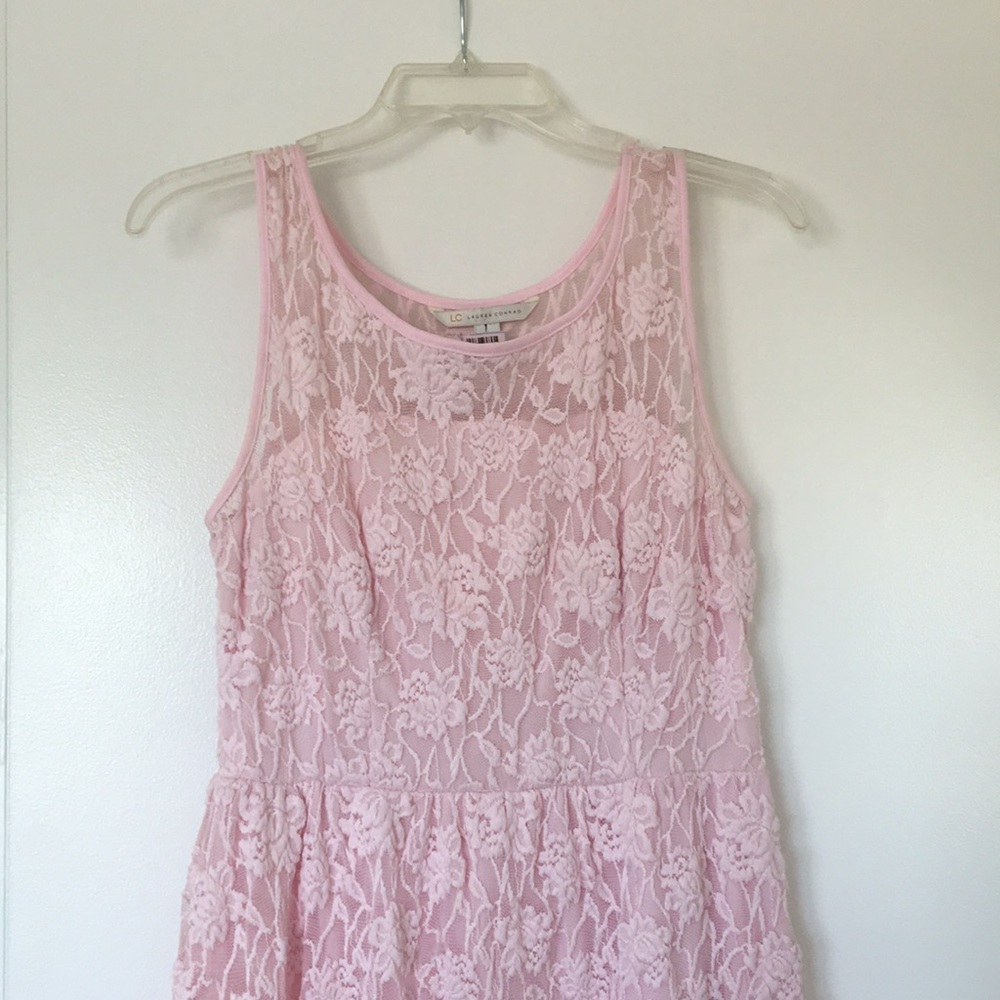 Lauren Conrad LC Pink Lace Dress Size 4